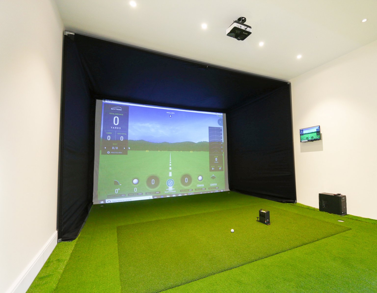 Best Home Golf Simulator Enclosure Golf Simulator Golf Swing Systems UK