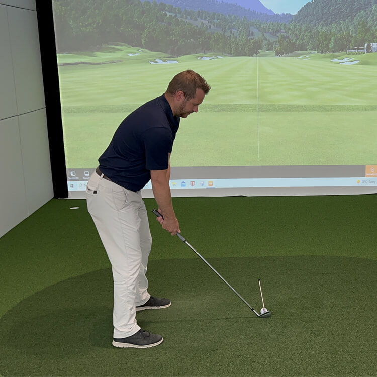 Top Advantages Of Using A Golf Simulator